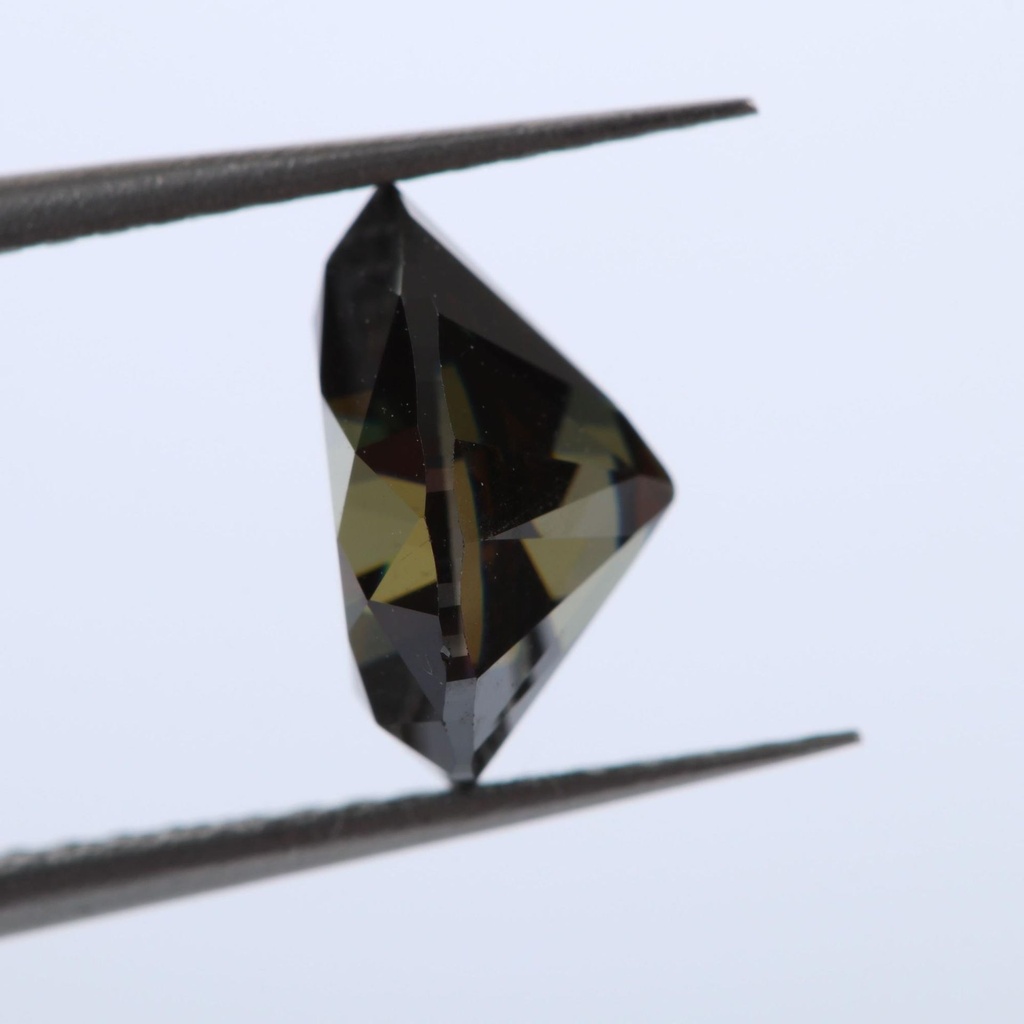 MO3049-2.jpg
