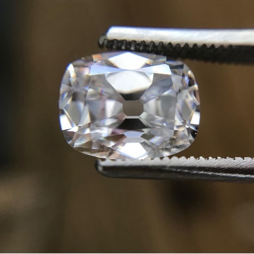 [MOOMCWH1_4] Loose Moissanite White Clean Old Mine Cushion 4.00 MM